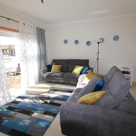 Apartman Wpcb 36 Fantastic Two Bedroom Penthouse *