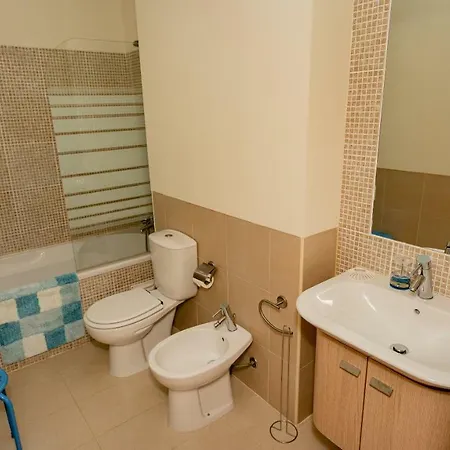 Wpcb 36 Fantastic Two Bedroom Penthouse Apartman
